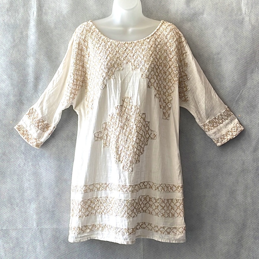 Free People Textured Cotton and Inset Lace Tunic Size Medium